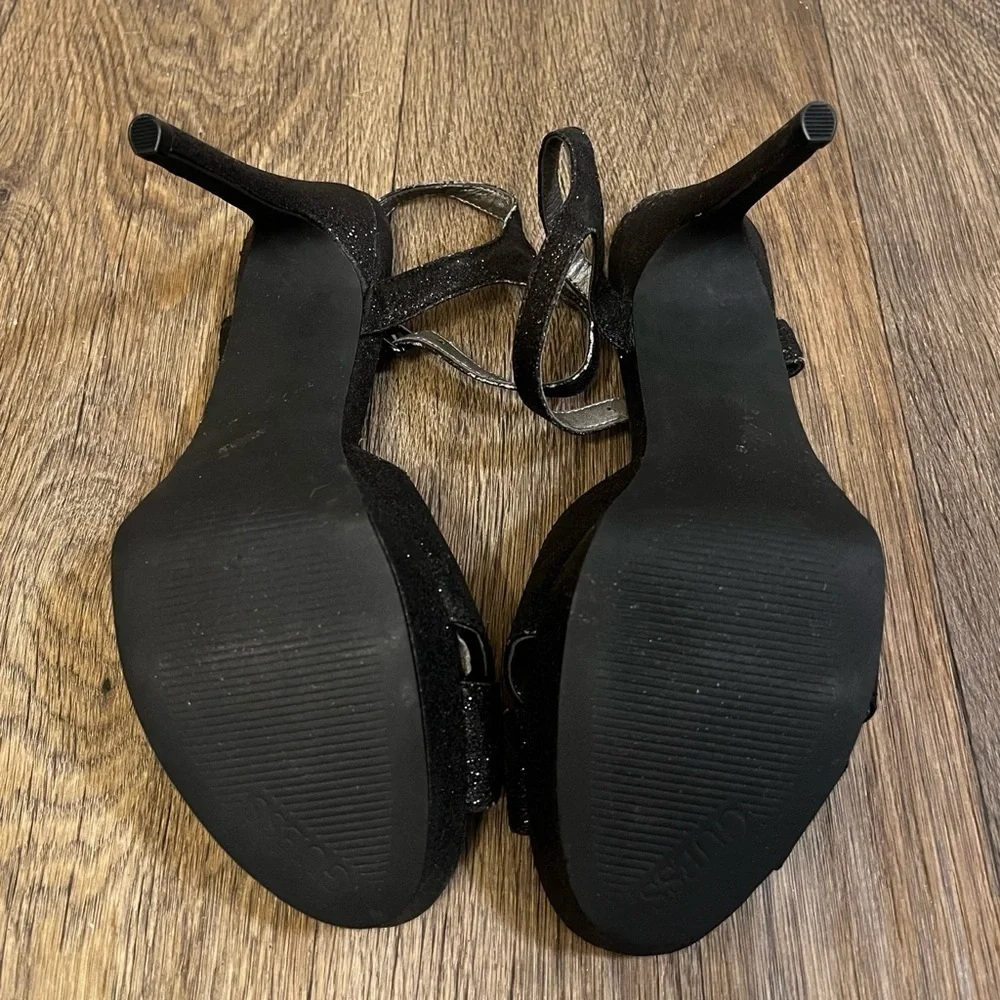 Guess Stunning Glittery Black 6” Heels